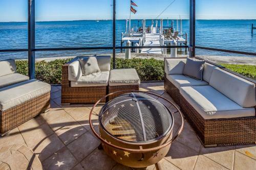 Endless Views & Luxury