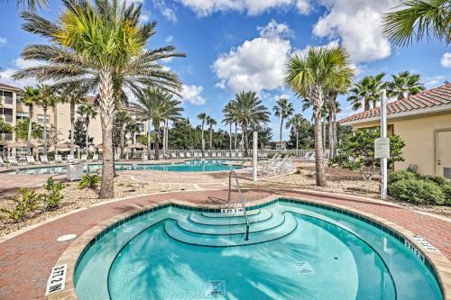 Palm Coast Condo With Pool About 3 Mi To The Beach!