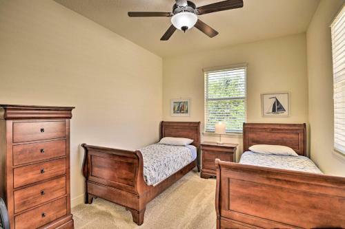 Palm Coast Condo With Pool About 3 Mi To The Beach!