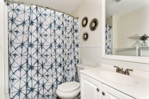 Blue Bungalow