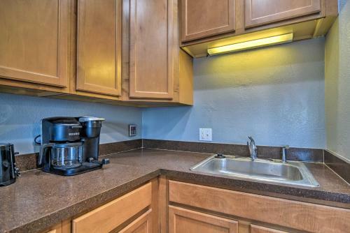 Apartamento Cozy Downtown Studio, 2 Blocks To Tropicana Field!