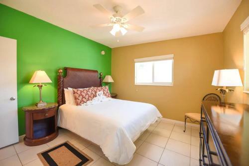 Holly's Hideout By Florida Keys Luxury Rentals