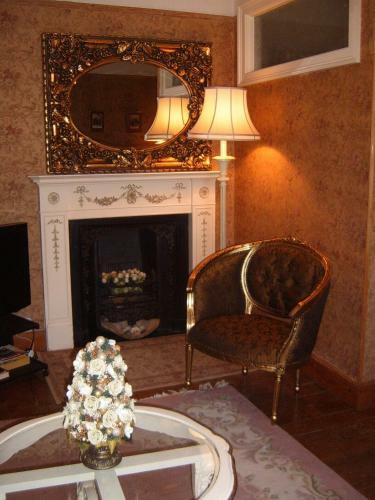Hostal Plas Hafod Hotel