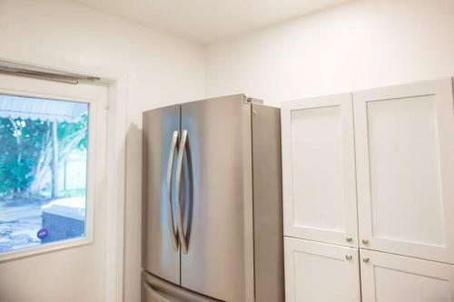 Charming Home With Hot Tub, Minutes From The Beach