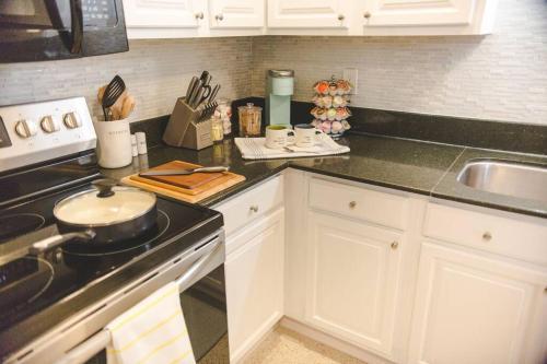 Charming Home With Hot Tub, Minutes From The Beach