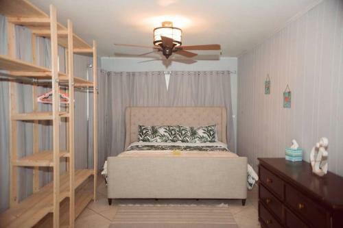 Charming Home With Hot Tub, Minutes From The Beach