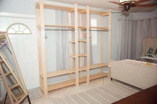Charming Home With Hot Tub, Minutes From The Beach