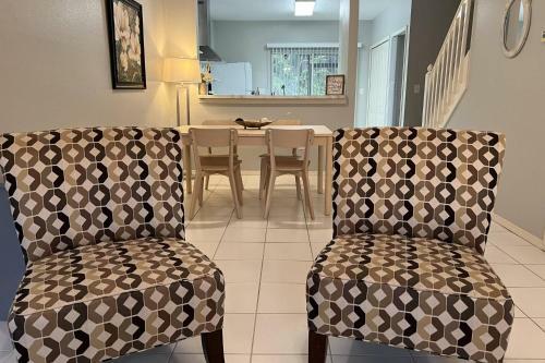 Meadow View On Kennewick Ct - Dog Friendly