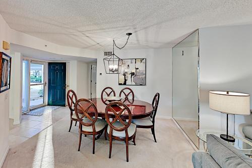 Plantation Country Club Condo Unit 101