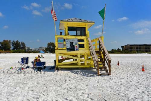 Canal 315 - Right In Siesta Key Village!