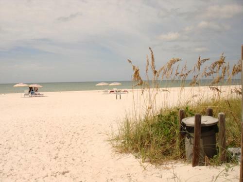 Apartamento Midnight Cove #532, Bayside In Siesta Key, Fl