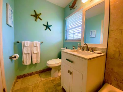 Coral Skies Over Siesta Key - Spacious One Level, Pet Friendly With A Pool!