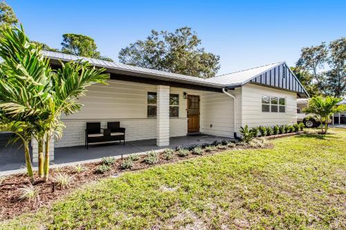 Paver Park Retreat