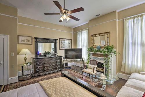 Central Albany Home With Covered Porch And Patio!