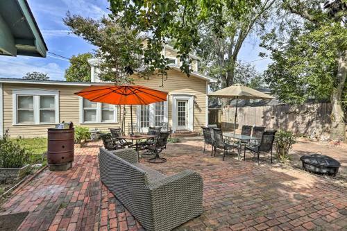 Central Albany Home With Covered Porch And Patio!