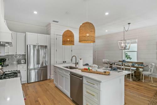 146 S Gulf Drive