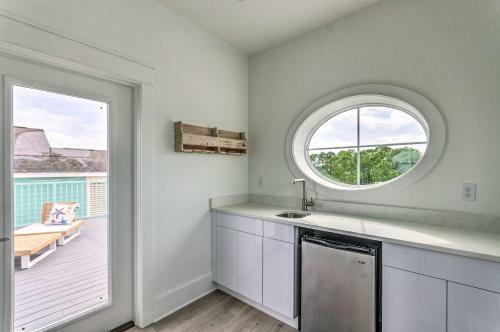Sunny Santa Rosa Beach Escape With Rooftop Deck!