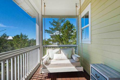 Pistachio By The Sea By Realjoy Vacations
