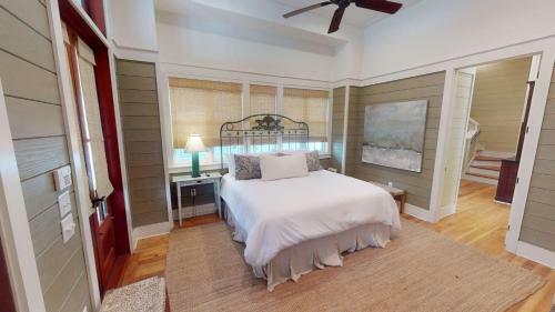 57 Western Lake Drive By Dune Vacation Rentals