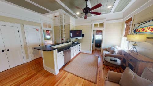 57 Western Lake Drive By Dune Vacation Rentals