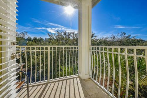 Chez Mela On 30a