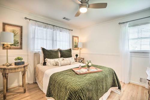 Alpharetta Home With Large Yard - Walk To Dtwn!