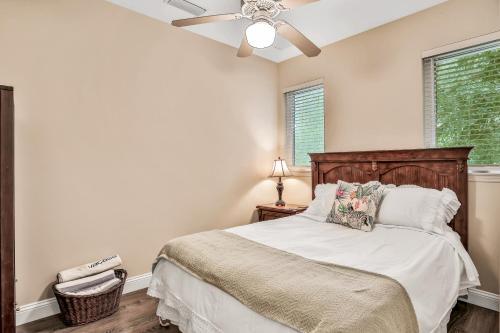 Sebastian River Sunsets & Cozy City Getaway