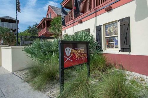 Bleu Daze Cottage