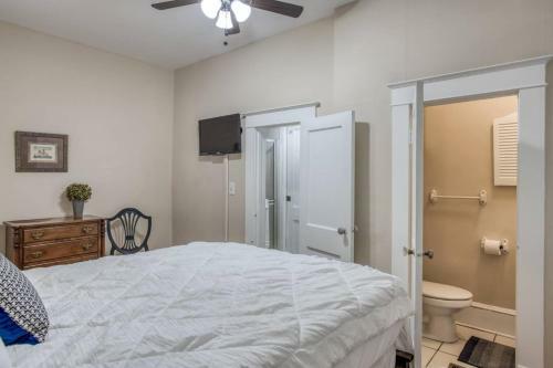 16 Saragossa Street A