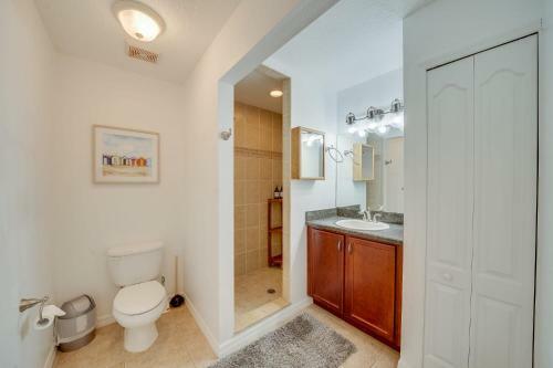 4br House, 2 Blocks From The Beach