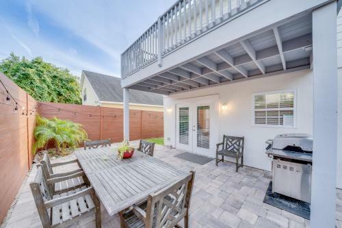 4br House, 2 Blocks From The Beach