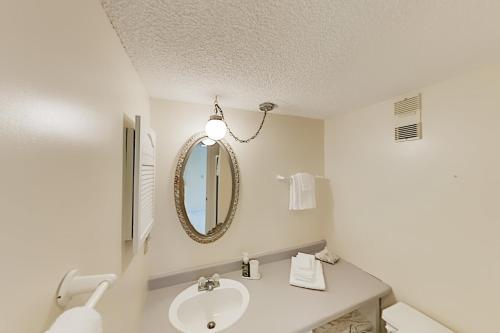 Pelican Inlet Condo Unit C222