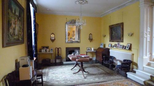 Bed & Breakfast Thrumster House