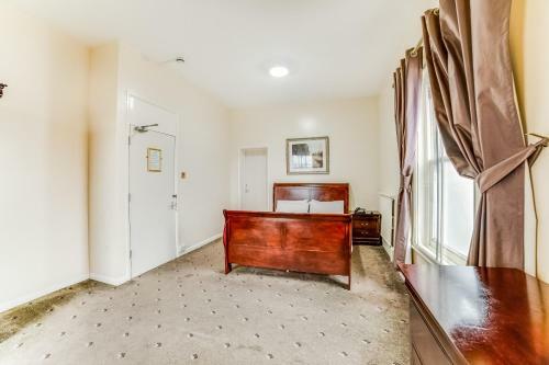 Kings Hotel