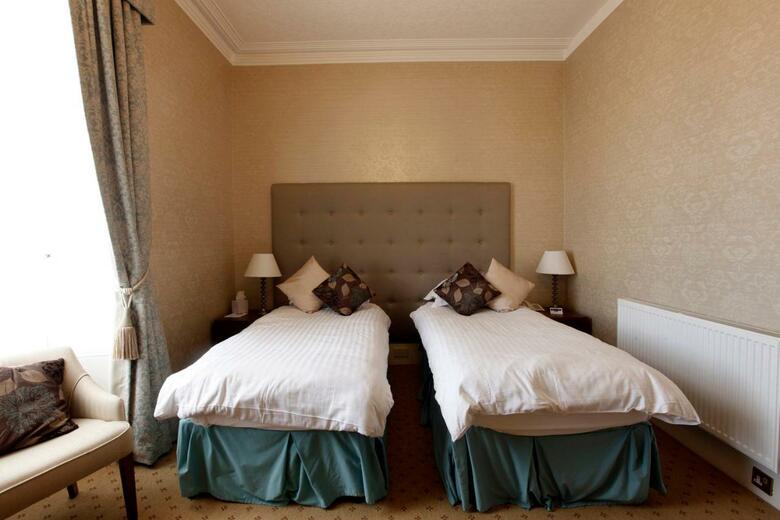 Mackays Hotel