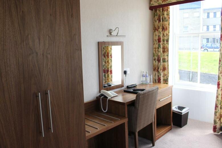 Mackays Hotel