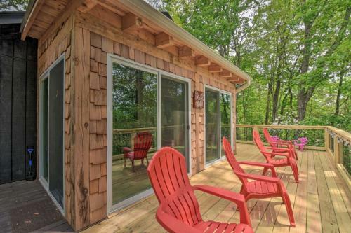 Classy Clayton Home With Views Less Than 1 Mi To Dtwn!