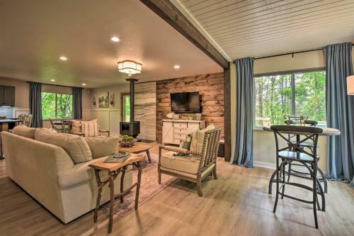 Classy Clayton Home With Views Less Than 1 Mi To Dtwn!