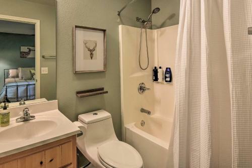 Classy Clayton Home With Views Less Than 1 Mi To Dtwn!