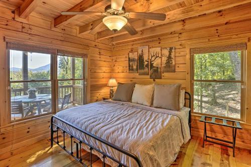 Lovely Log Cabin And Bunkhouse With Views And Yard!
