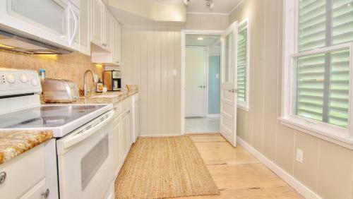 Sea Spray By Teeming Vacation Rentals