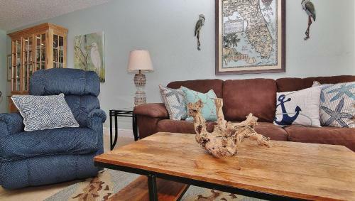 Sea Breeze By Teeming Vacation Rentals