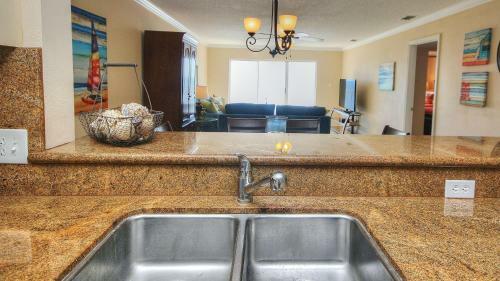 Sea Breeze By Teeming Vacation Rentals