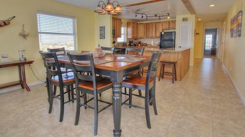 Sea Breeze By Teeming Vacation Rentals