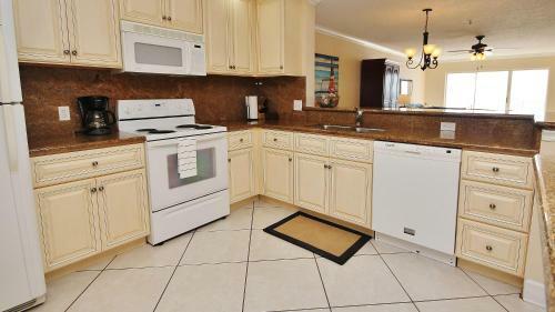 Sea Breeze By Teeming Vacation Rentals