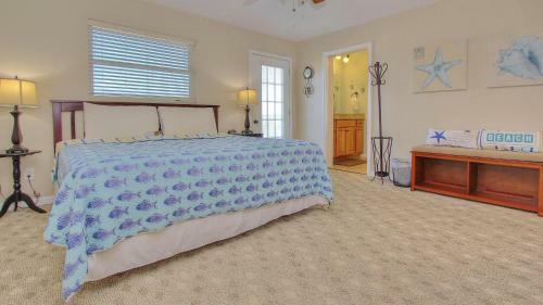 Sea Breeze By Teeming Vacation Rentals