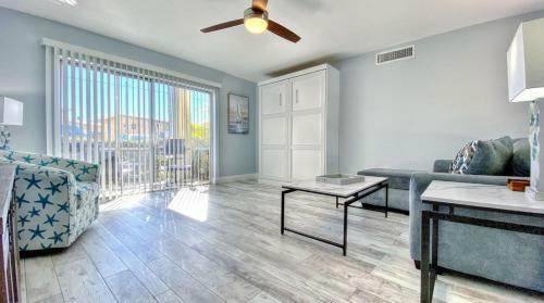 Apartamento Pointe Capri By Teeming Vacation Rentals