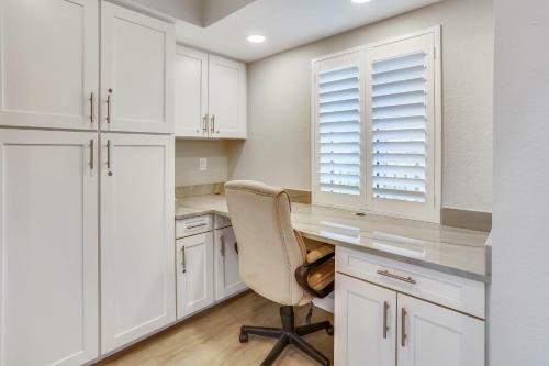 Lands End 303 Bldg 3 Gorgeous Remodeled Luxury Condo!