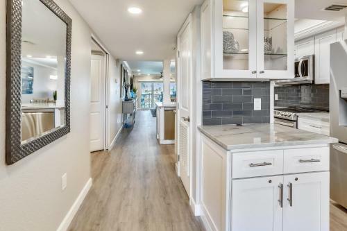 Lands End 303 Bldg 3 Gorgeous Remodeled Luxury Condo!