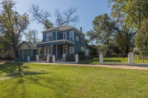 Mighty Mildred- Historic-walkable-mins To Riverwalk